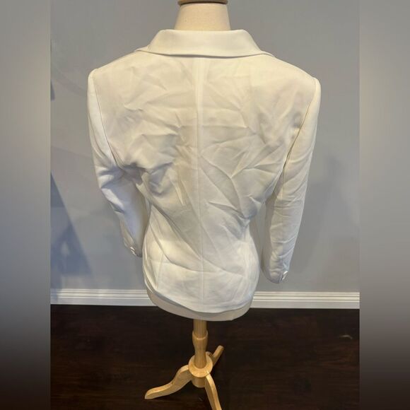 Basler Women's Matching Suit Set (Blazer & Matching Pants Set) Size 40 - Picture 4 of 16